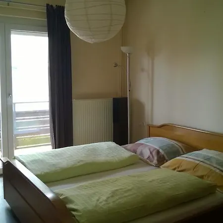 Apartment Rosenhof Dreimaderlhaus Am See Villach
